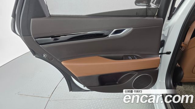 Genesis G80 2021 — photo 15