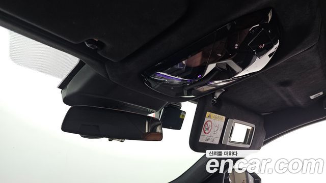 BMW i7 2023 — photo 28