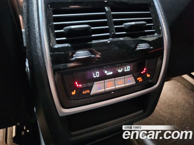 BMW X5 2022 — photo 15