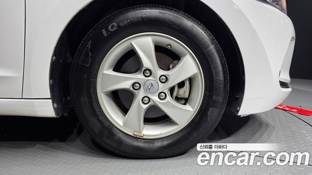 Hyundai AVANTE 2016 — photo 7