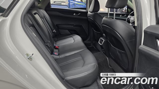 Kia K5 2020 — photo 17