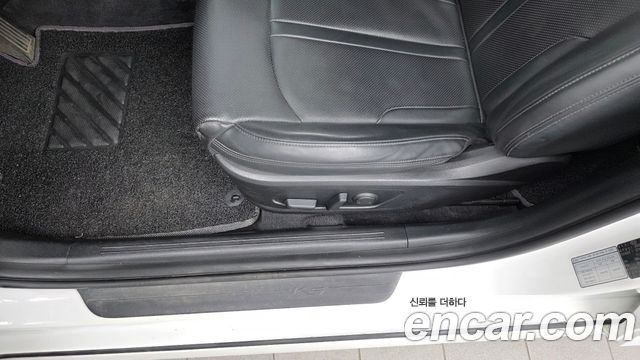 Kia K5 2020 — photo 31