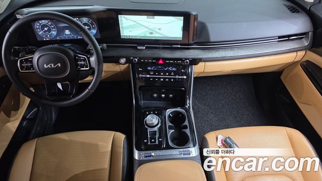 Kia Canival 2023 — photo 10