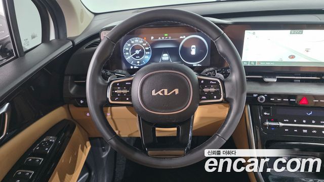 Kia Canival 2023 — photo 19