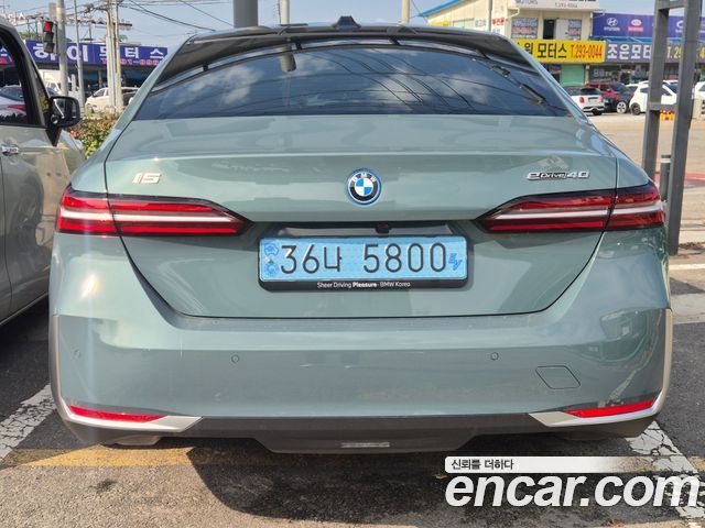 BMW i5 2024 — photo 3