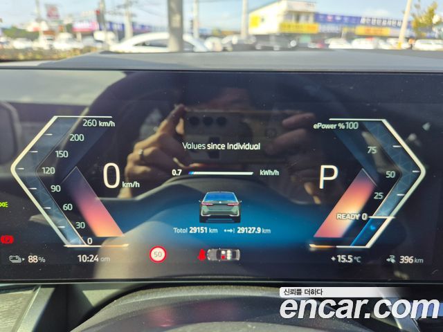 BMW i5 2024 — photo 4