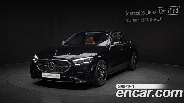 Mercedes-Benz E-Class 2026 — photo 1