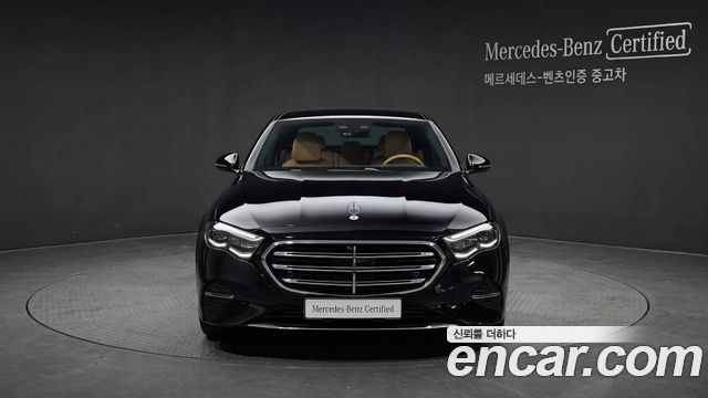 Mercedes-Benz E-Class 2026 — photo 3