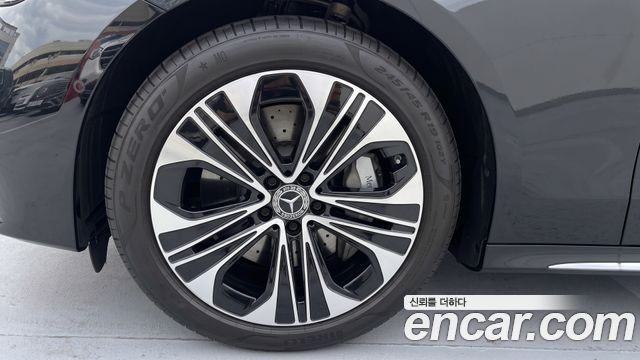 Mercedes-Benz E-Class 2026 — photo 5