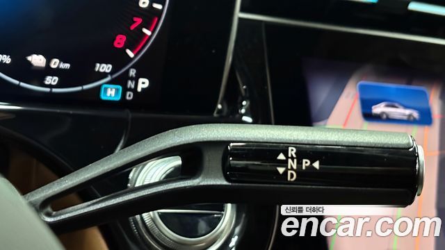 Mercedes-Benz E-Class 2026 — photo 9