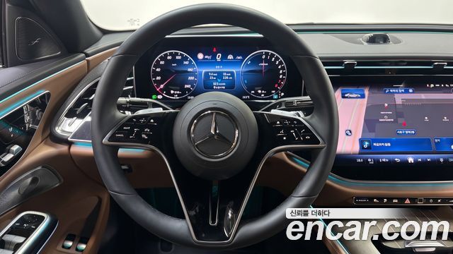 Mercedes-Benz E-Class 2026 — photo 12