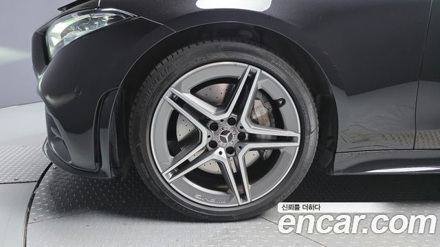 Mercedes-Benz CLS-Class 2020 — photo 5