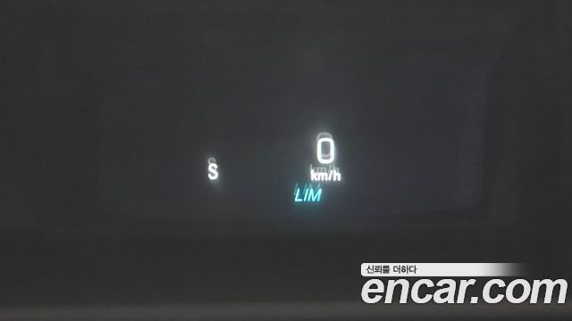 Mercedes-Benz CLS-Class 2020 — photo 23