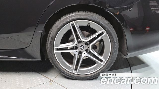 Mercedes-Benz CLS-Class 2020 — photo 7
