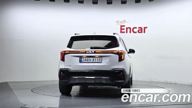 Kia Seltos 2023 — photo 4