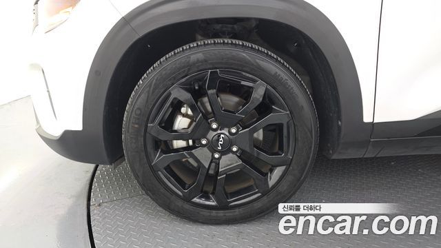 Kia Seltos 2023 — photo 5