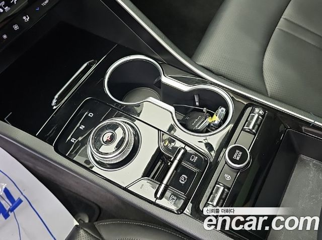 Kia K5 2022 — photo 8
