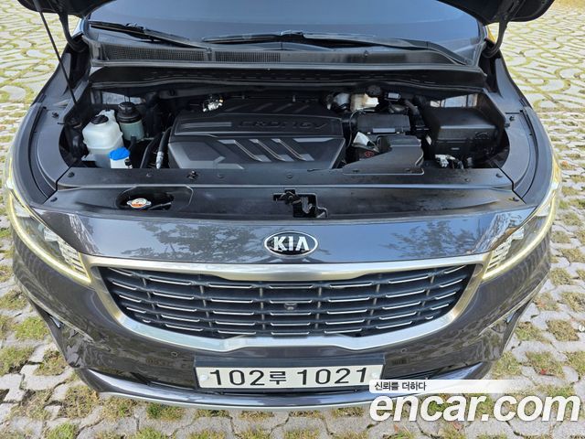 Kia Canival 2019 — photo 6