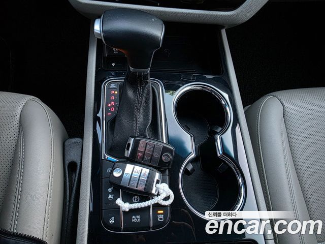Kia Canival 2019 — photo 9
