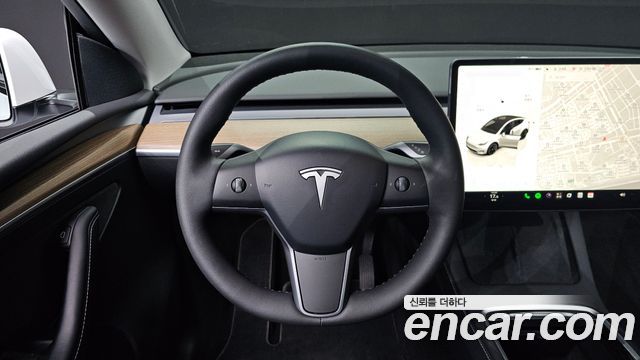 Tesla Model Y 2024 — photo 13
