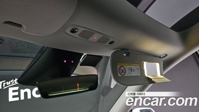 Tesla Model Y 2024 — photo 18