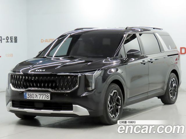 Kia Canival 2025 — photo 1