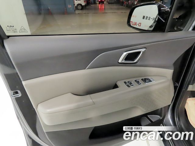 Kia Canival 2025 — photo 15