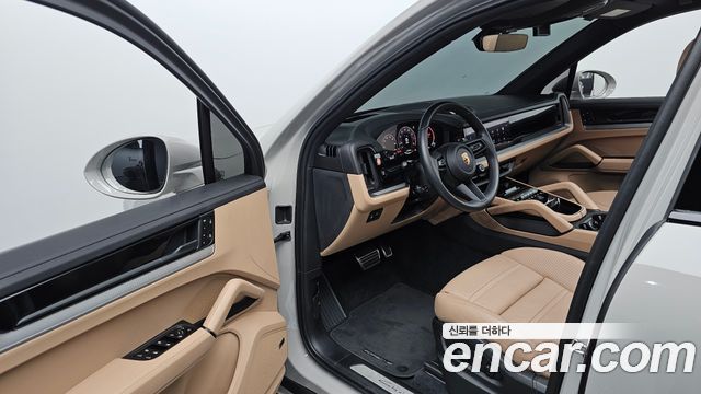 Porsche Cayenne 2024 — photo 13