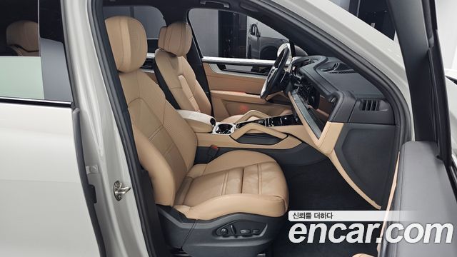 Porsche Cayenne 2024 — photo 16