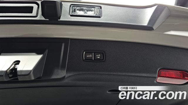 Porsche Cayenne 2024 — photo 27
