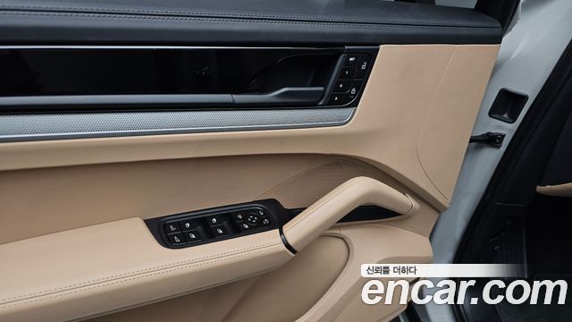 Porsche Cayenne 2024 — photo 35