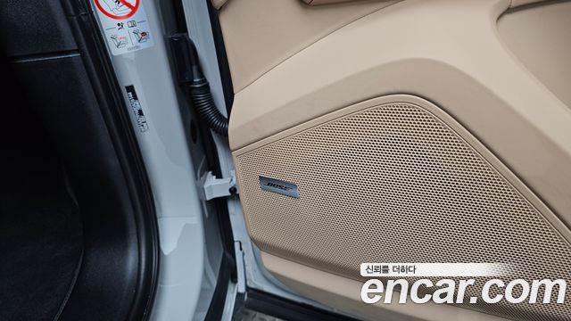 Porsche Cayenne 2024 — photo 37