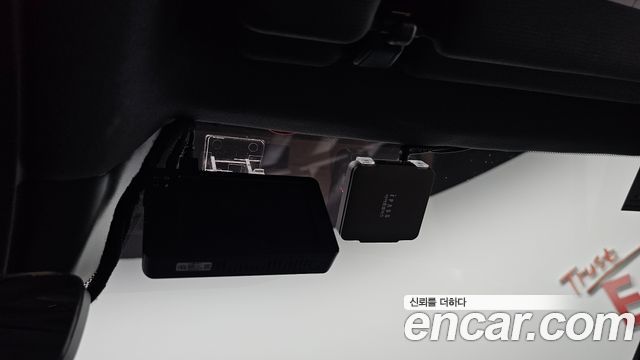 Porsche Cayenne 2024 — photo 39