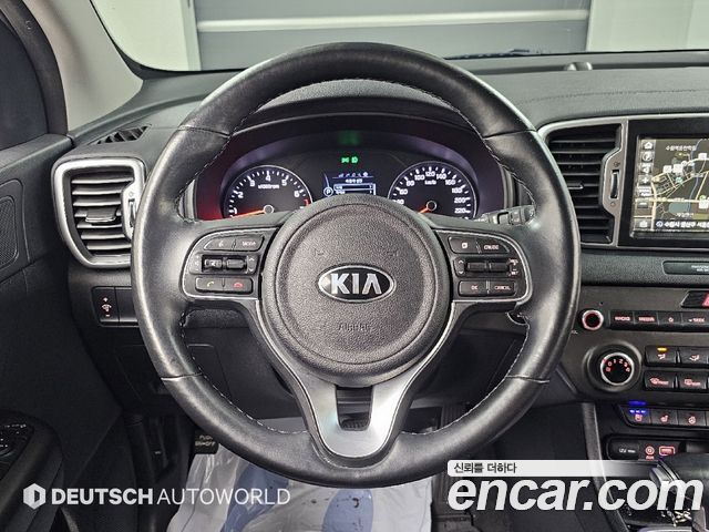Kia Sportage 2018 — photo 13