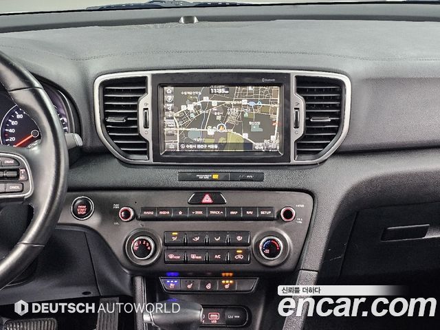 Kia Sportage 2018 — photo 14