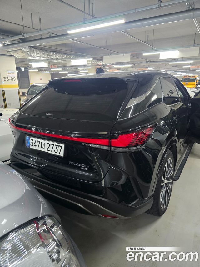 Lexus RX 2024 — photo 2