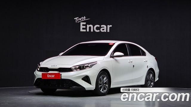 Kia K3 2023 — photo 1