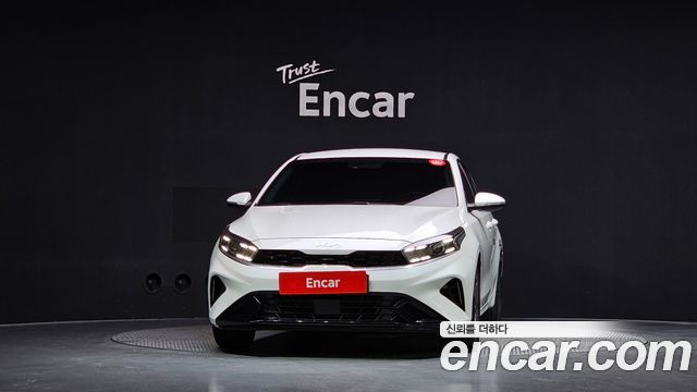 Kia K3 2023 — photo 3