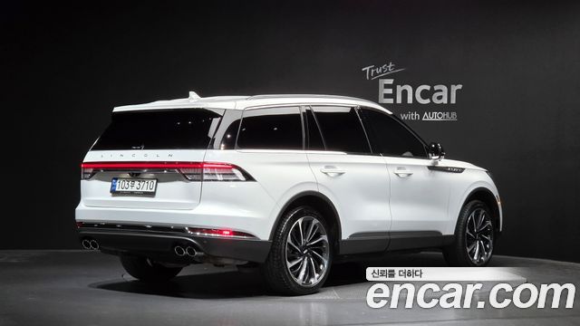Lincoln Aviator 2022 — photo 2