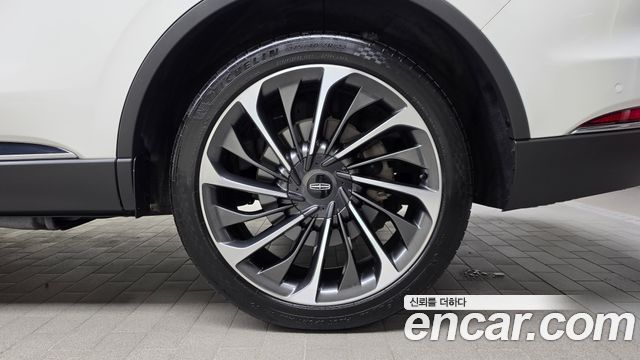 Lincoln Aviator 2022 — photo 7