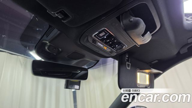 Lincoln Aviator 2022 — photo 32
