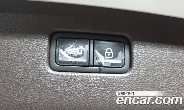 Genesis GV80 2020 — photo 24
