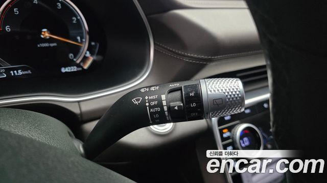 Genesis GV80 2020 — photo 30