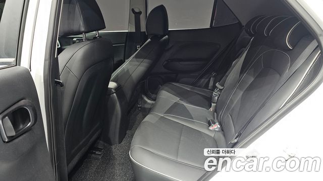 Hyundai Venue 2022 — photo 18