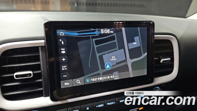 Hyundai Venue 2022 — photo 20