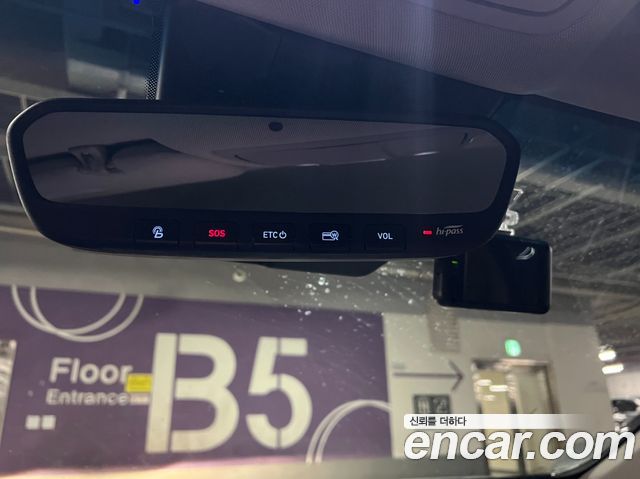 Genesis G80 2018 — photo 14