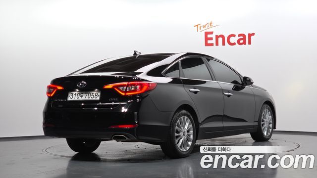 Hyundai Sonata 2017 — photo 2