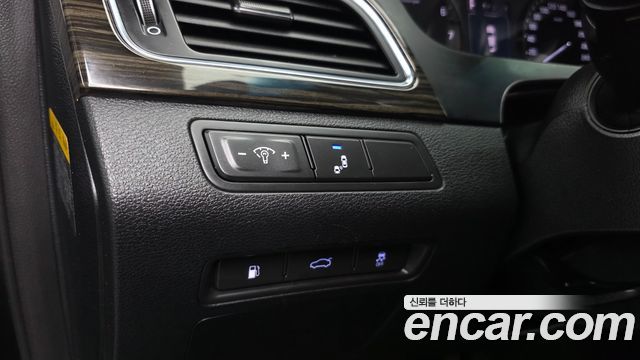 Hyundai Sonata 2017 — photo 19