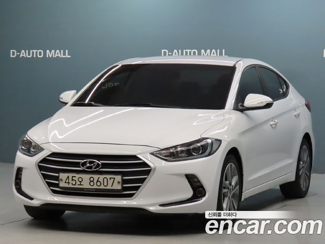Hyundai AVANTE 2018 — photo 1