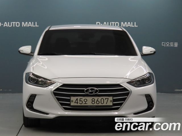 Hyundai AVANTE 2018 — photo 2